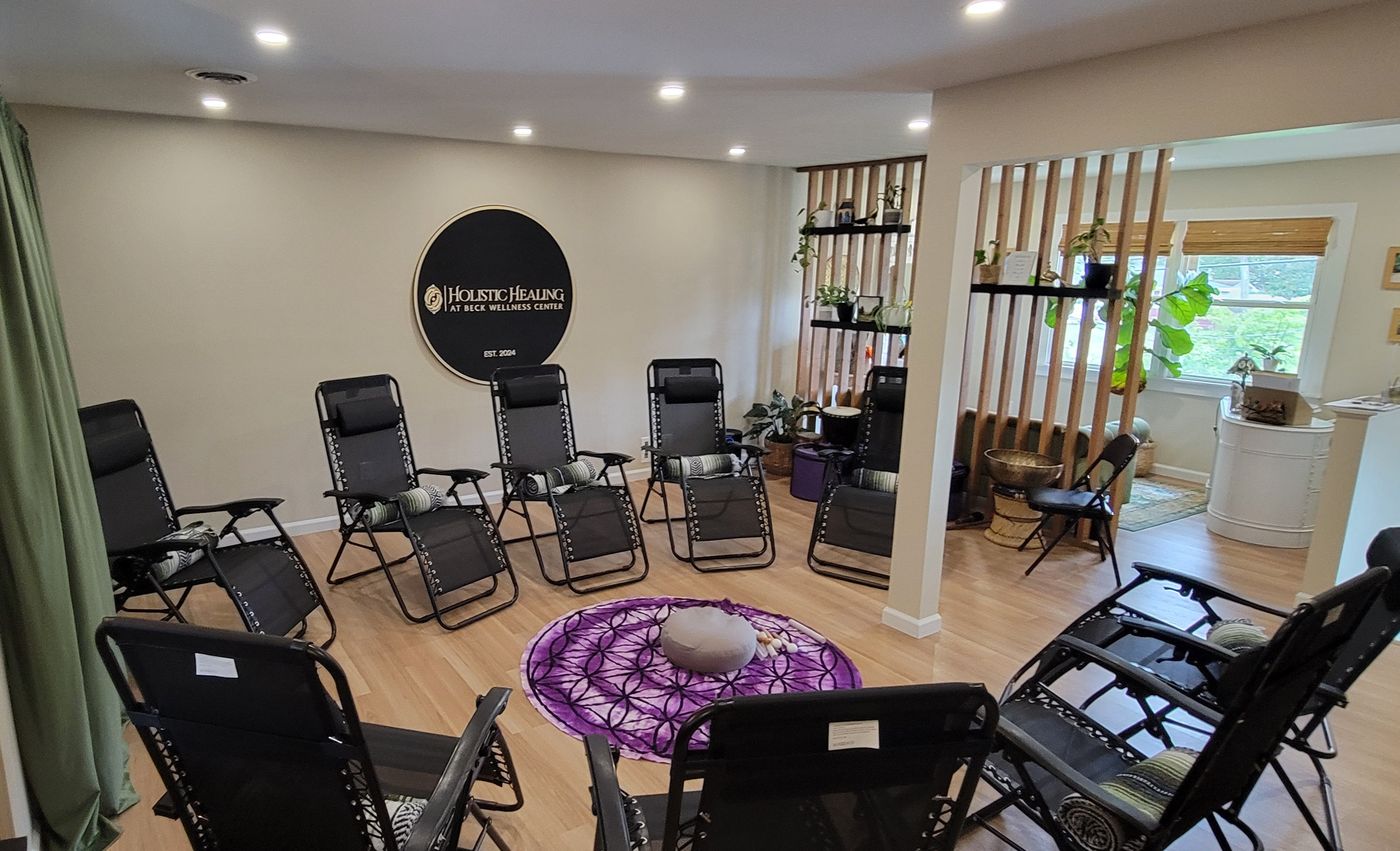 The main classroom set with zero gravity chairs