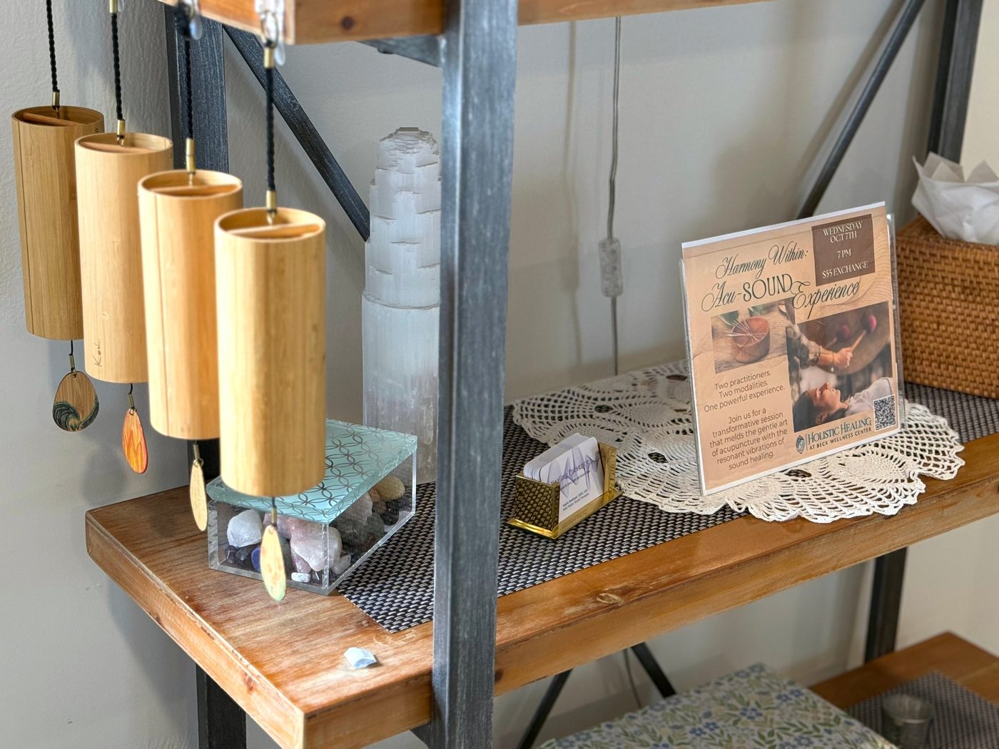 Koshi chimes and selenite